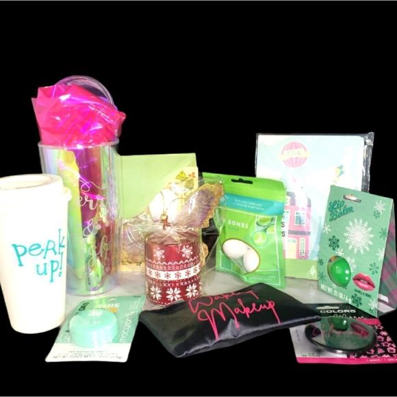 💖HOST PICK💖 12pc GIFT BUNDLE #1 🎁 - Picture 1 of 6